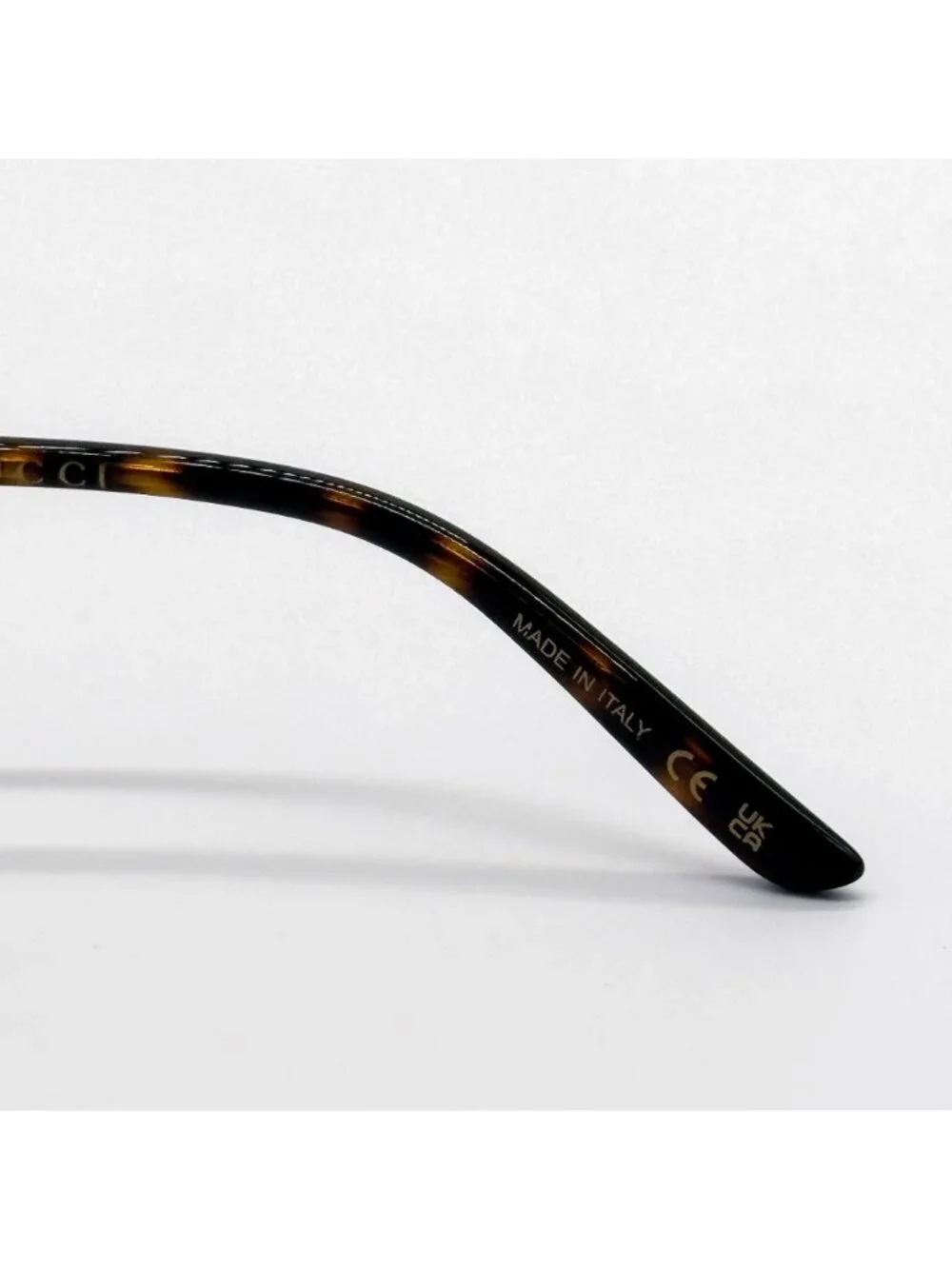 gold width eyewear
