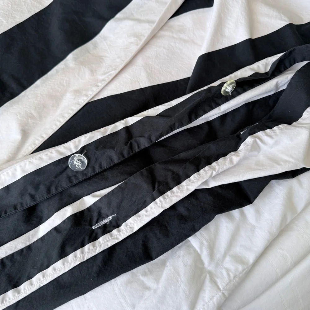Pottery Barn Teen Circus Stripe Duvet Twin Size Black White