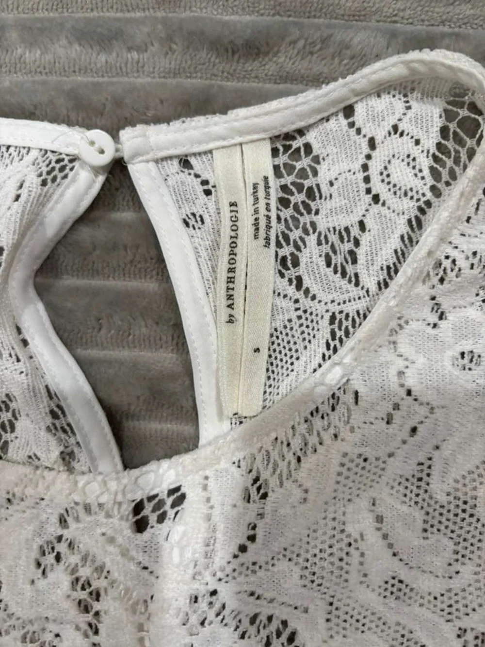 Anthropologie delicate lace