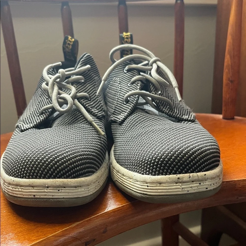 Dr. Martens Cavendish Knit Oxfords in black/grey Men’s Size 6 or Ladies Size 7