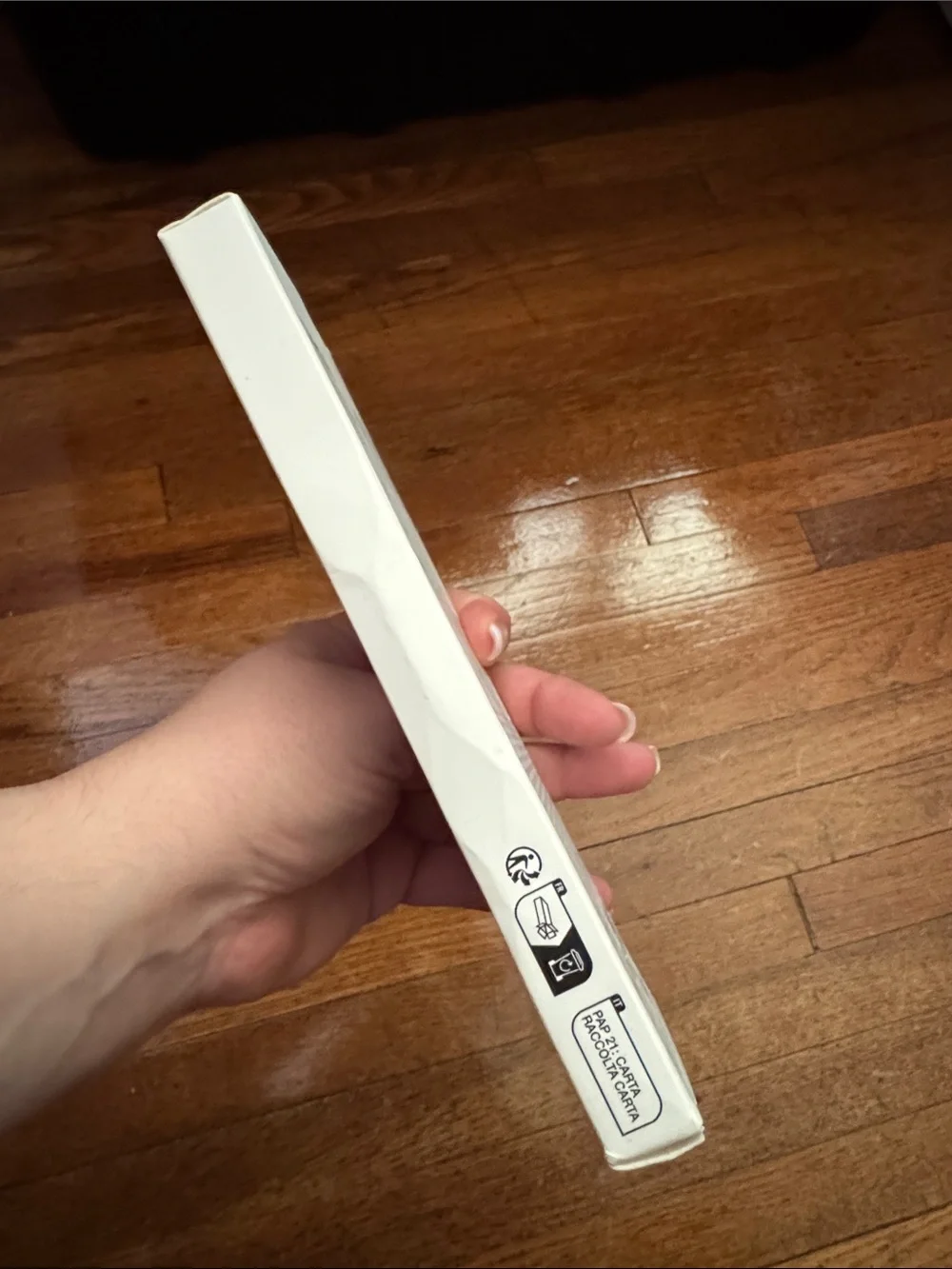 OtterBox packaging phone
