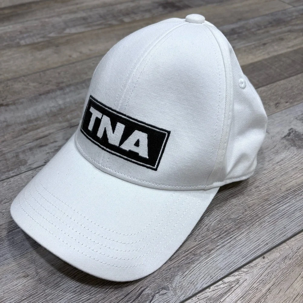 Aritzia TNA baseball cap