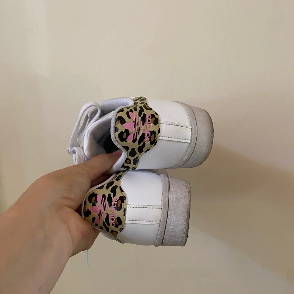 Adidas Superstar J Kids 3.5Y Sneakers with Leopard Cheetah Print Heel
