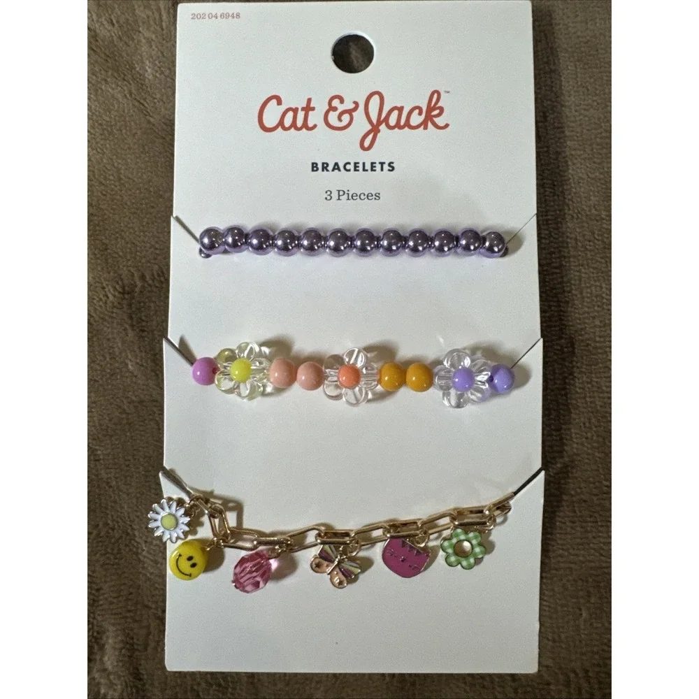Cat And Jack 3 piece Bracelets Set‎ Beaded Charm Flower