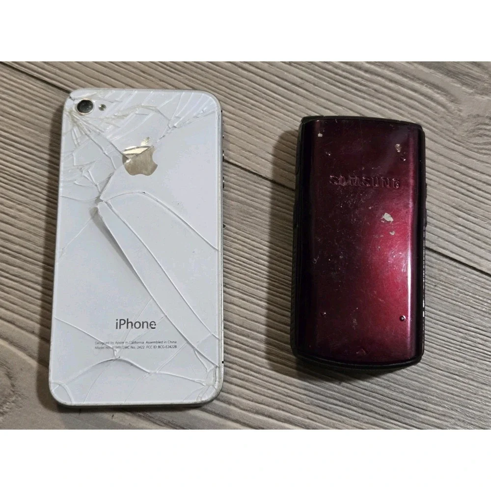 Apple iphone random