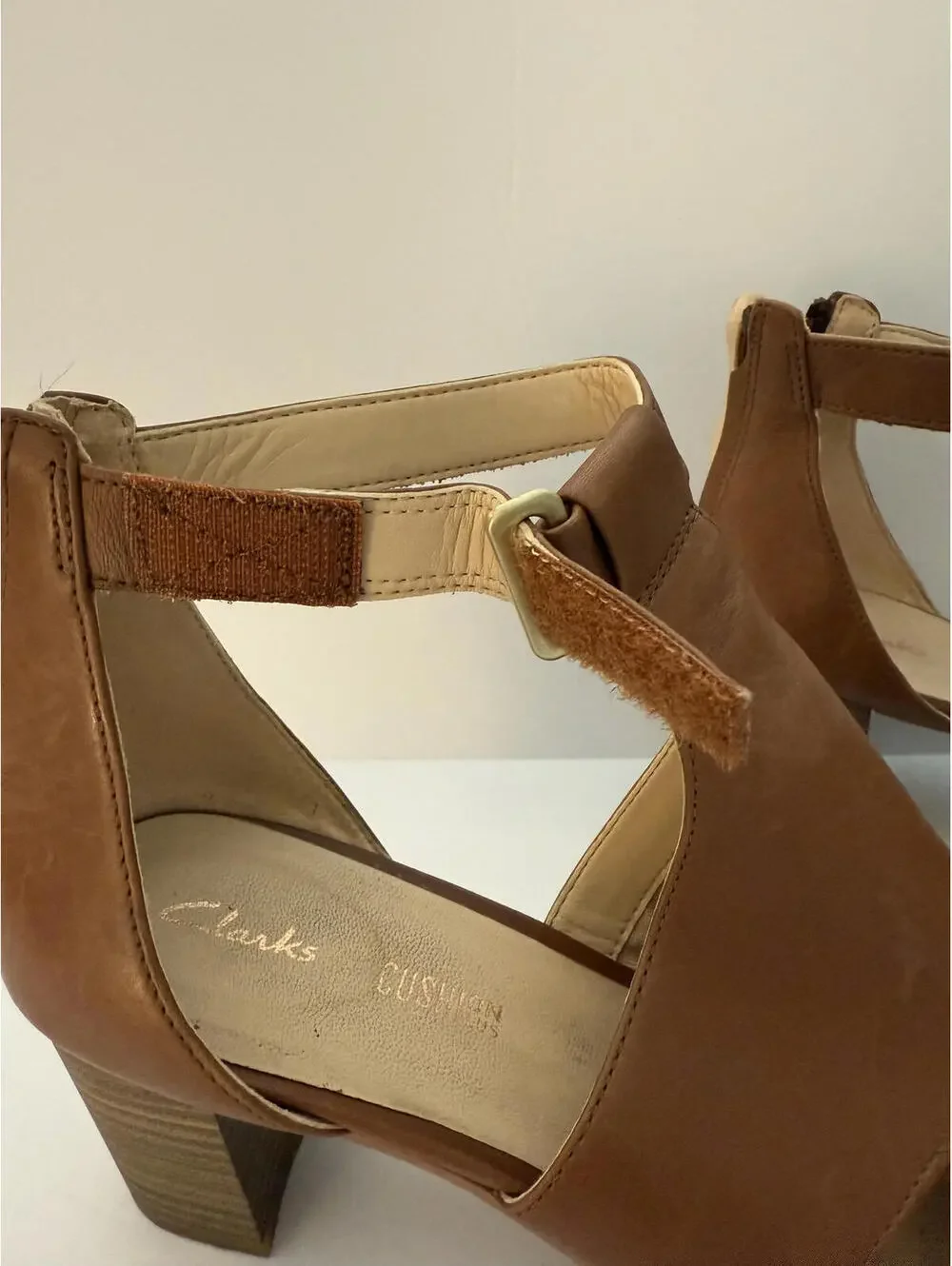 Clarks great gently