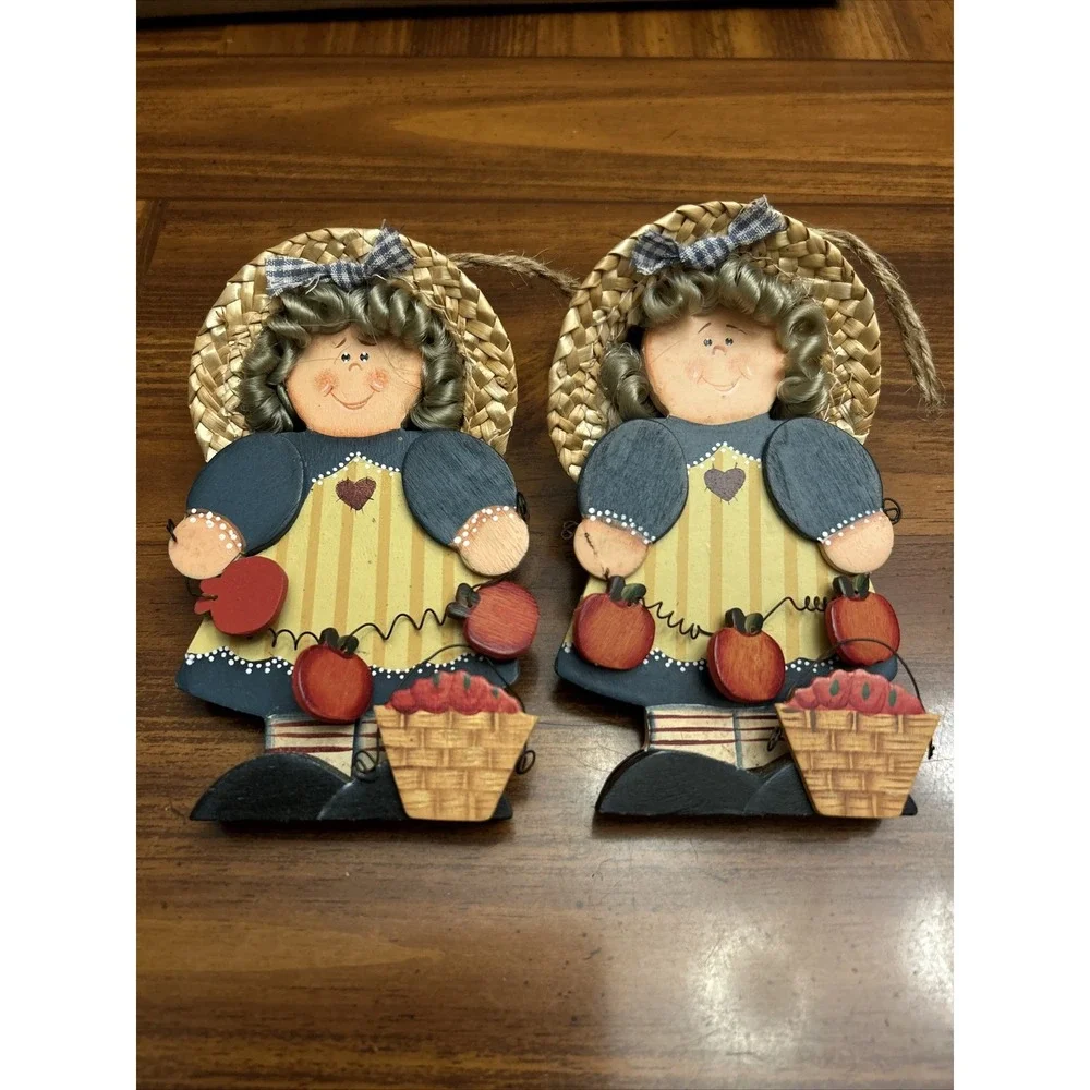 Cute Vintage Straw Hat Hanging Shelf Girl Dolls Apples‎ Country Decor
