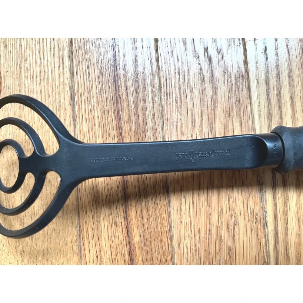 Pampered Chef Mix N Masher 2685 Black Nylon Potato Masher Mixing Tool
