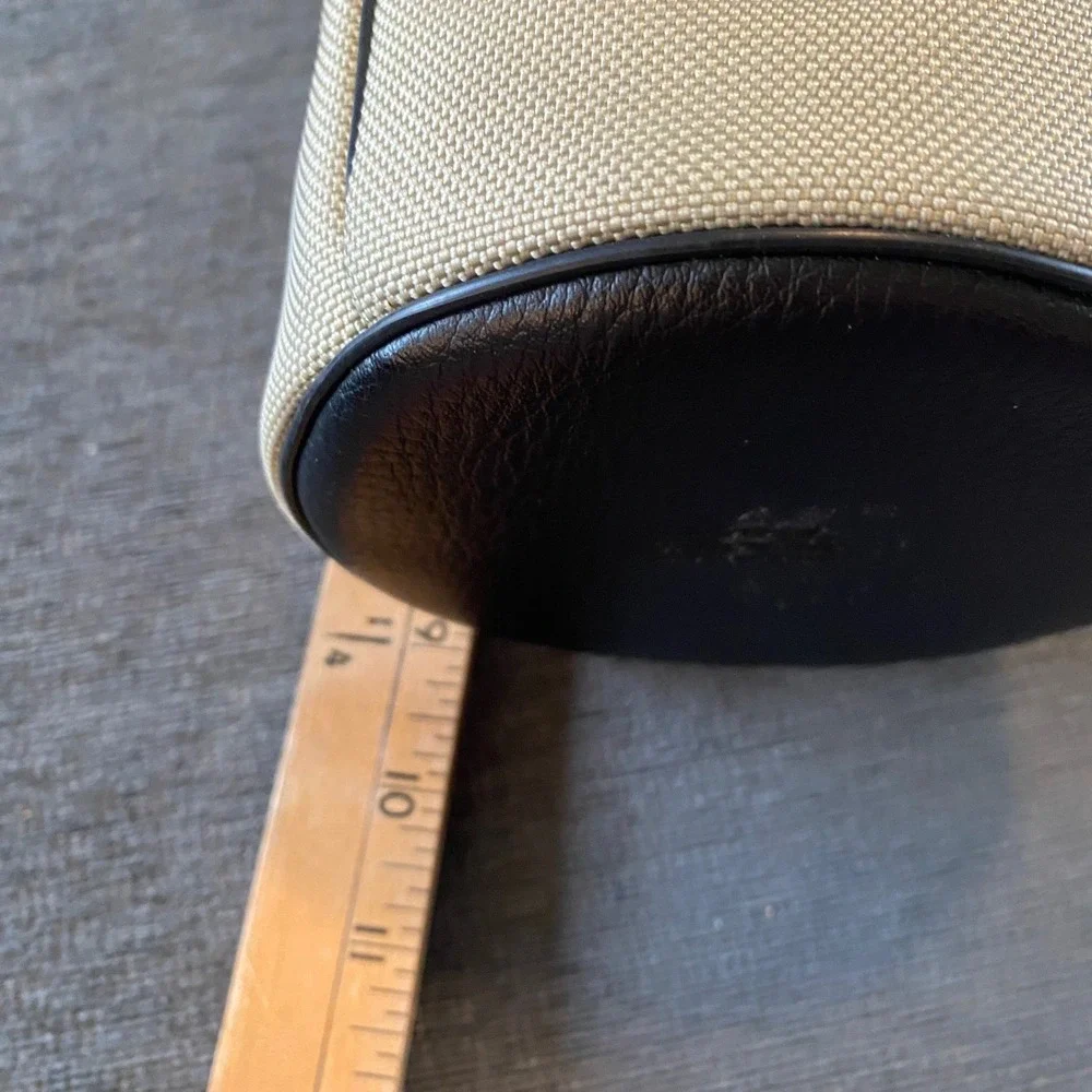 Canon Camera Lens Case LZ1324 Tan Black Faux Leather Padded Pouch Zip Closure