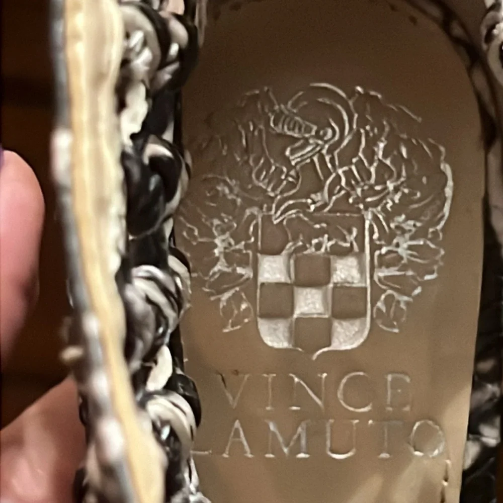 Vince Camuto hand knotted