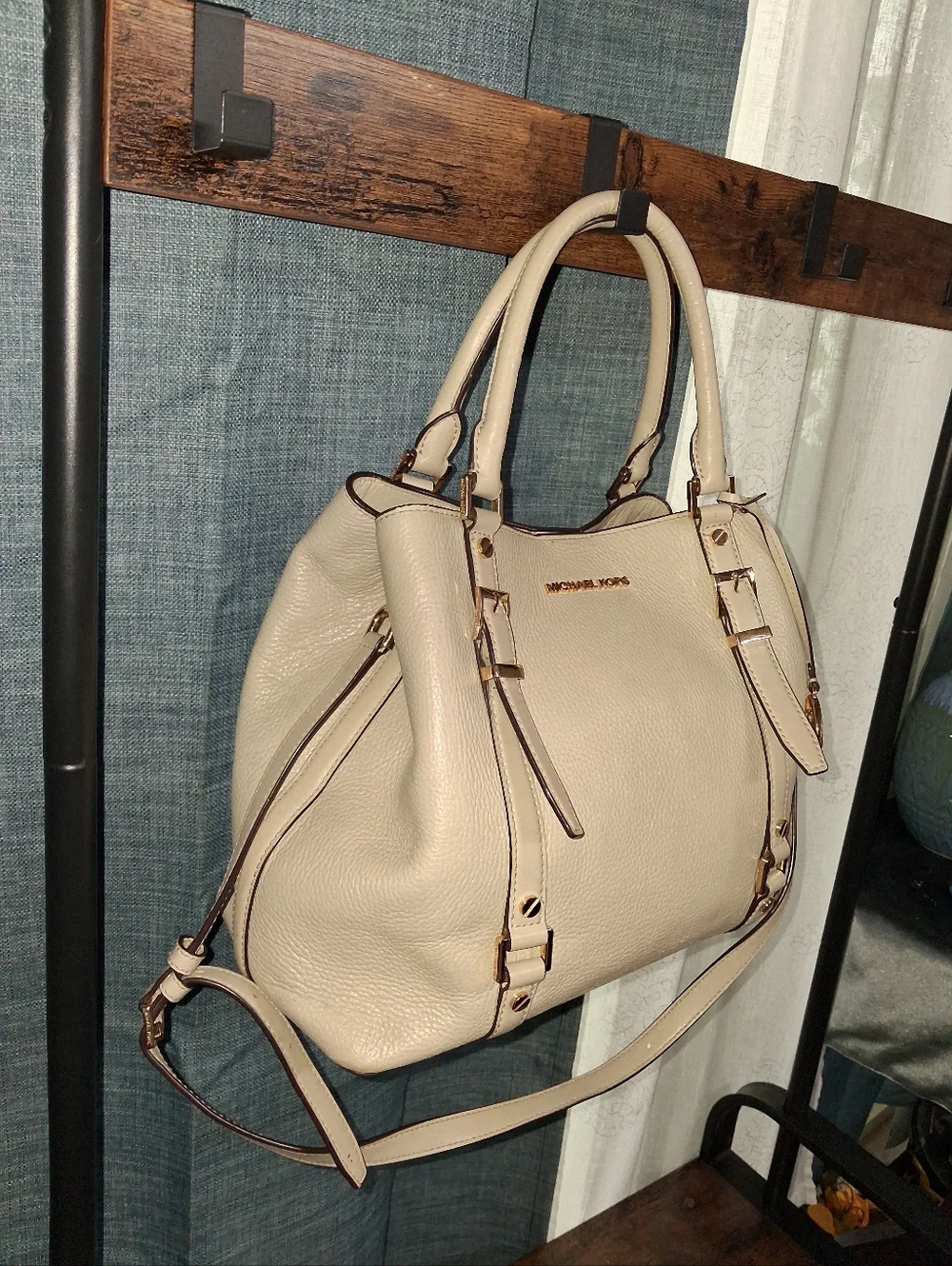 Michael Kors hardware plaque