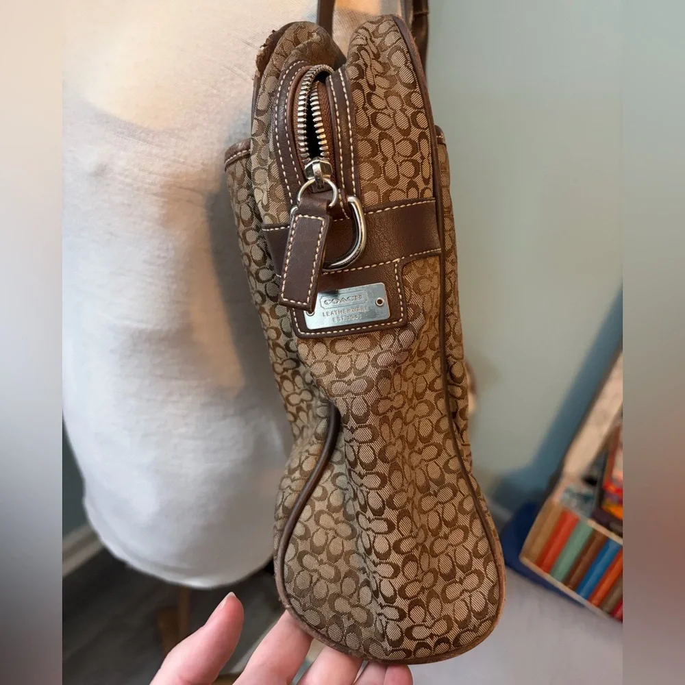 Coach includes hangtag