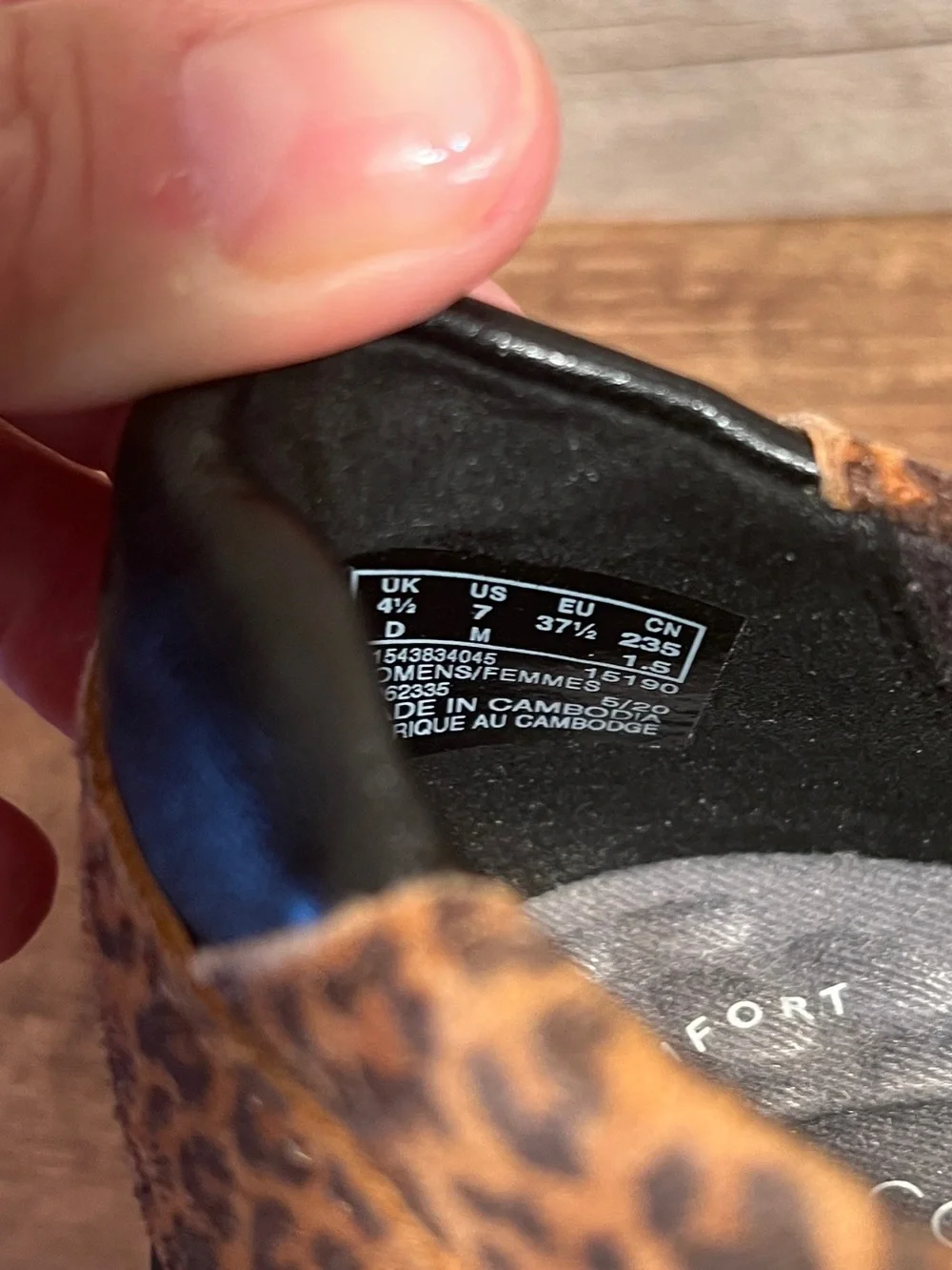 Clarks easy slip