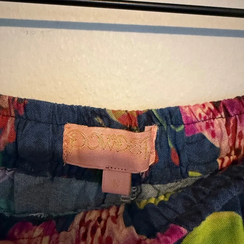 Powder pajamas button