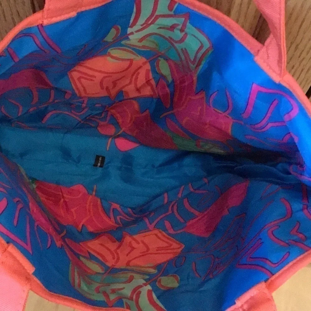 N/A everyday tote