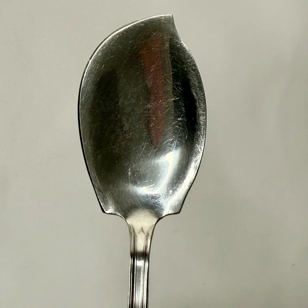 1847 Rogers Bros color discoloration contact