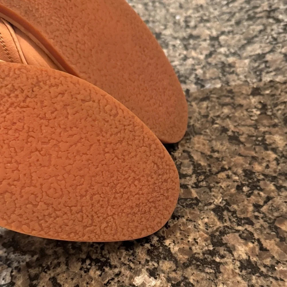 Aldo elegant light