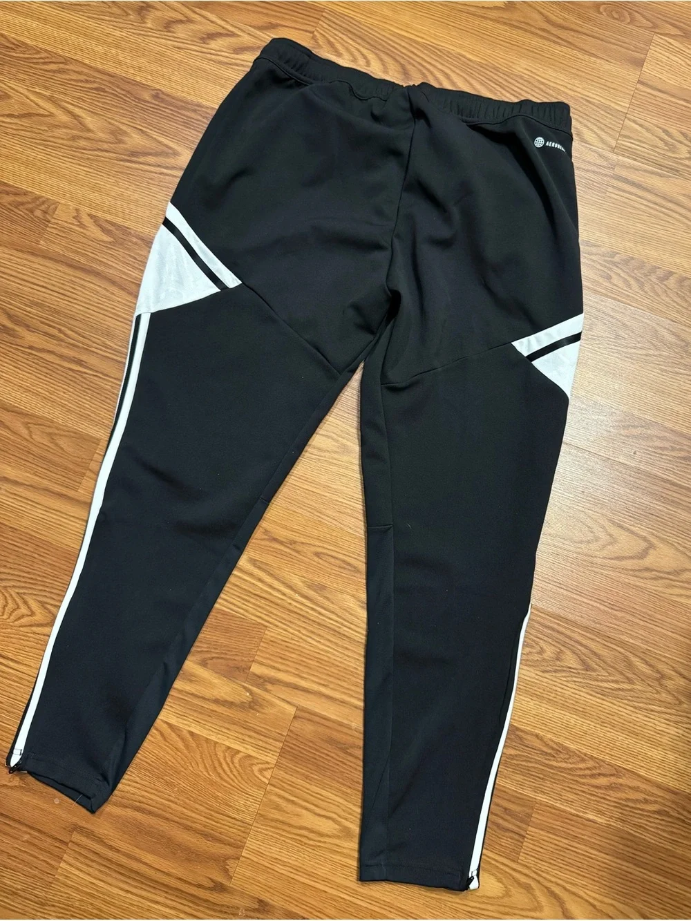 adidas aeroready track