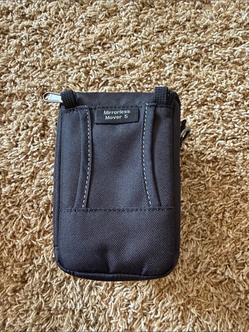 Think Tank mirrorless mover