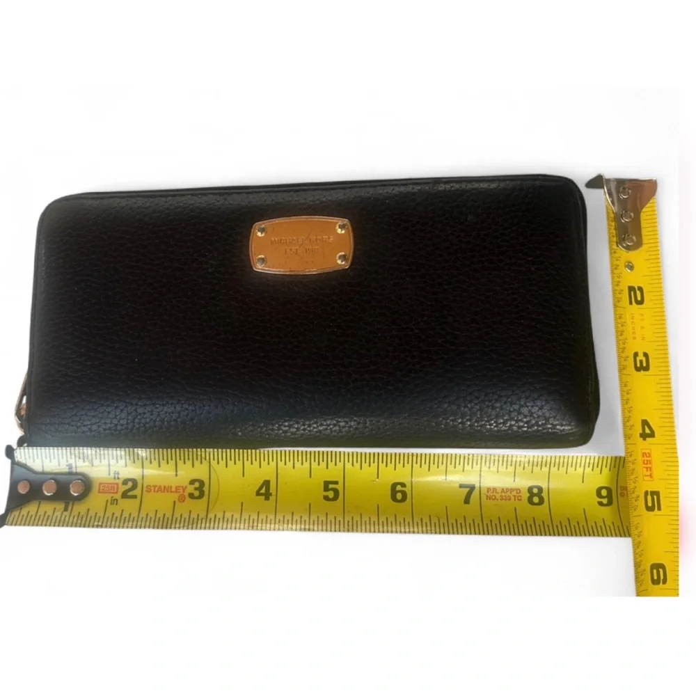 Michael Kors pre owned