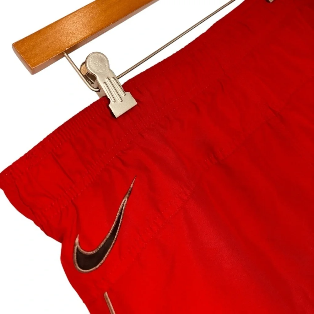 Nike bold red