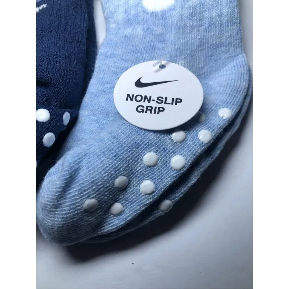 Nike color unworn months