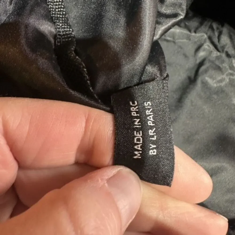 Bulova cross bag pocket