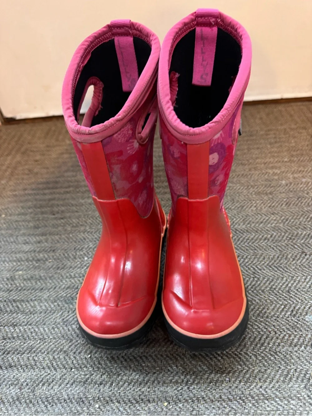Bogs pink floral