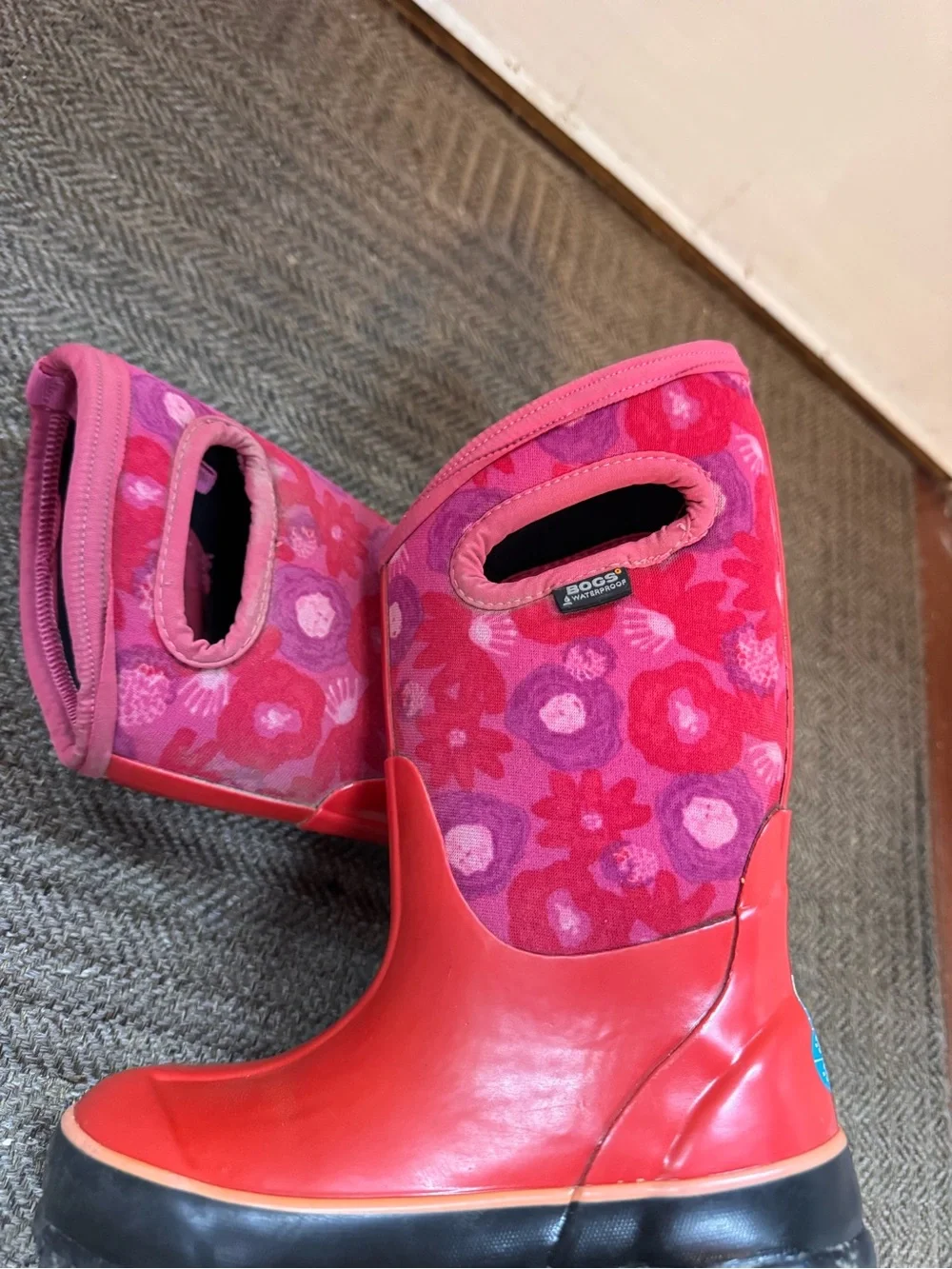 Bogs pink floral