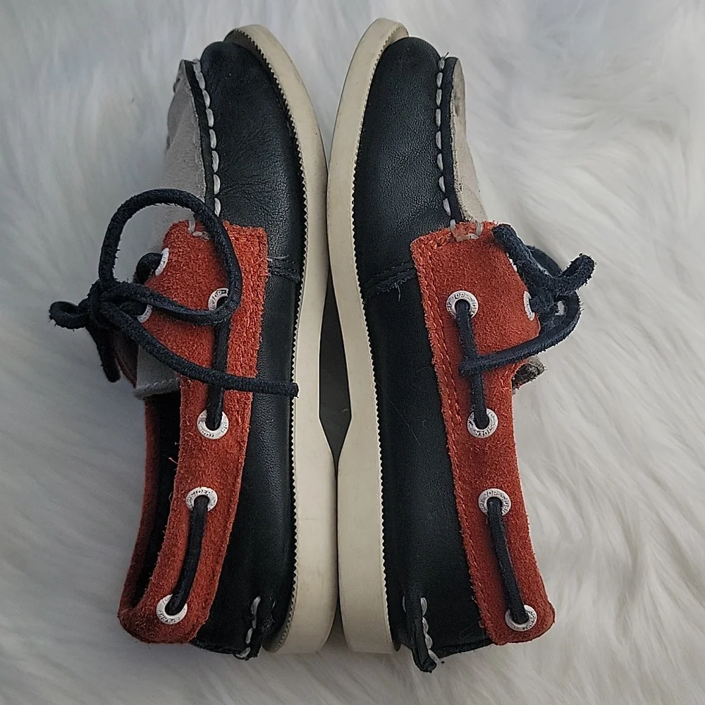 Sperry blue orange