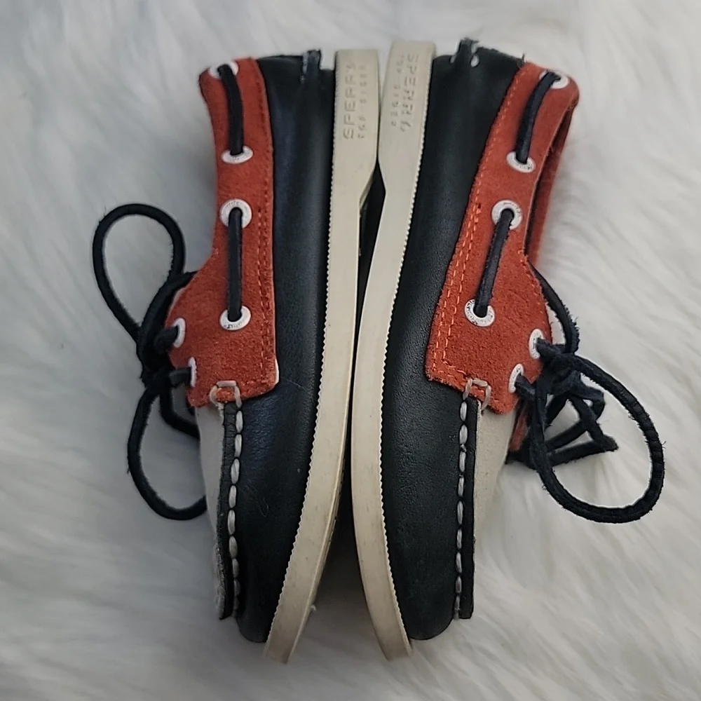 Sperry blue orange