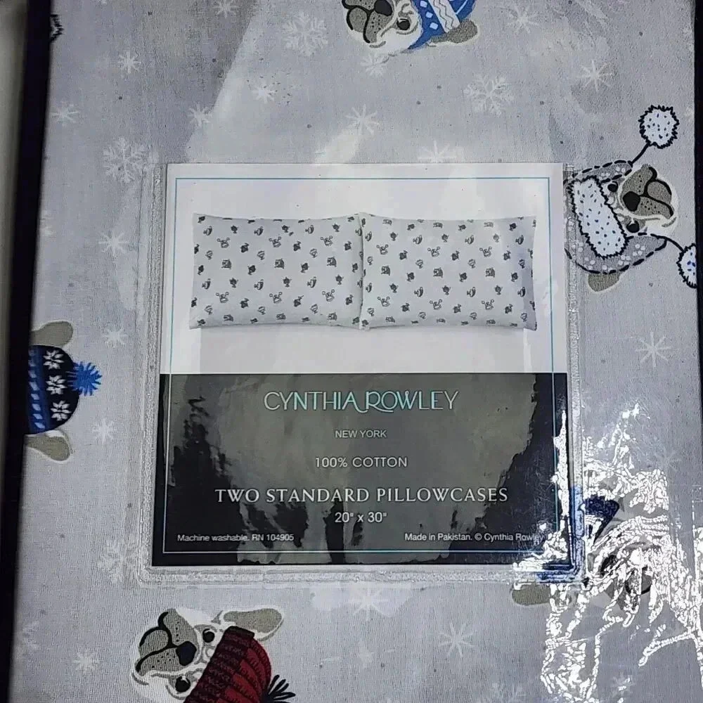 Cynthia Rowley Queen Sheet Set with Two Pillowcases Dogs Hats Winter Snow‎ New