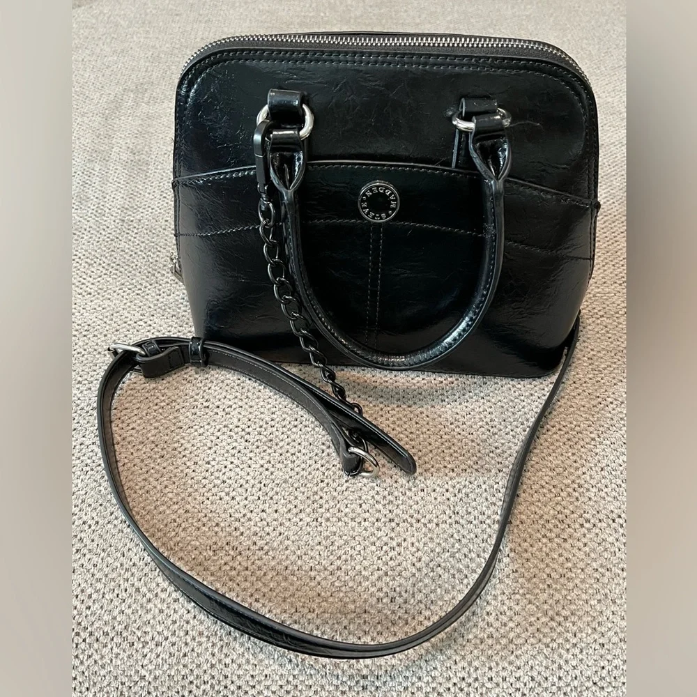 Steve Madden comes new inside