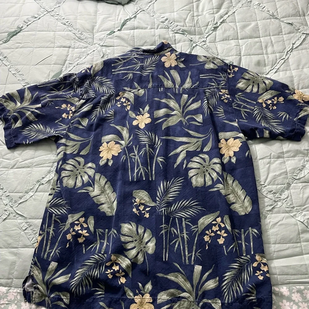 Tommy Bahama this casual