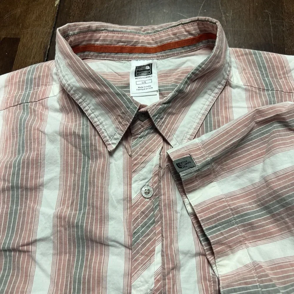 North Face Mens L Button Preppy Stripe Shirt Pink‎ Short Sleeve Hiking Camping