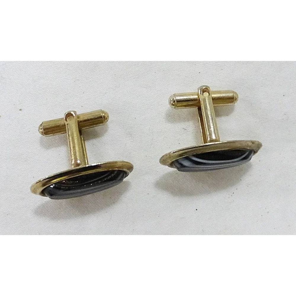 The Unbranded Brand vintage cufflinks