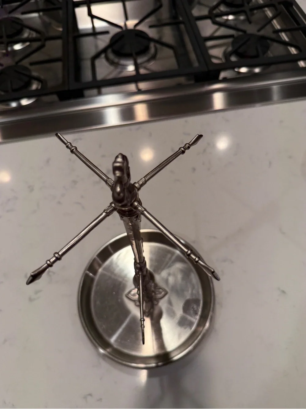 Fleur-De-Lis Jewelry Tree with Pewter Finish.