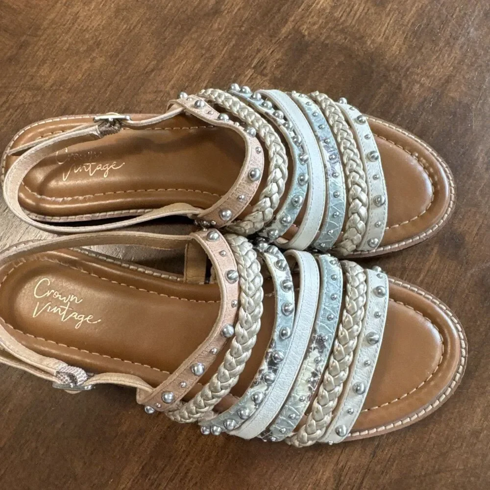 Crown Vintage Sandals Flats Strappy Metallic Neutral Studded Pavla Size 7M