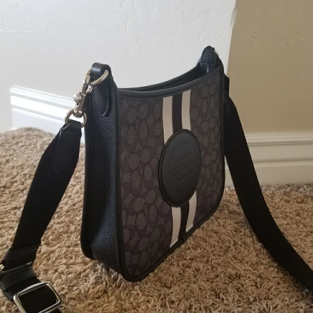 Coach dempsey crossbody
