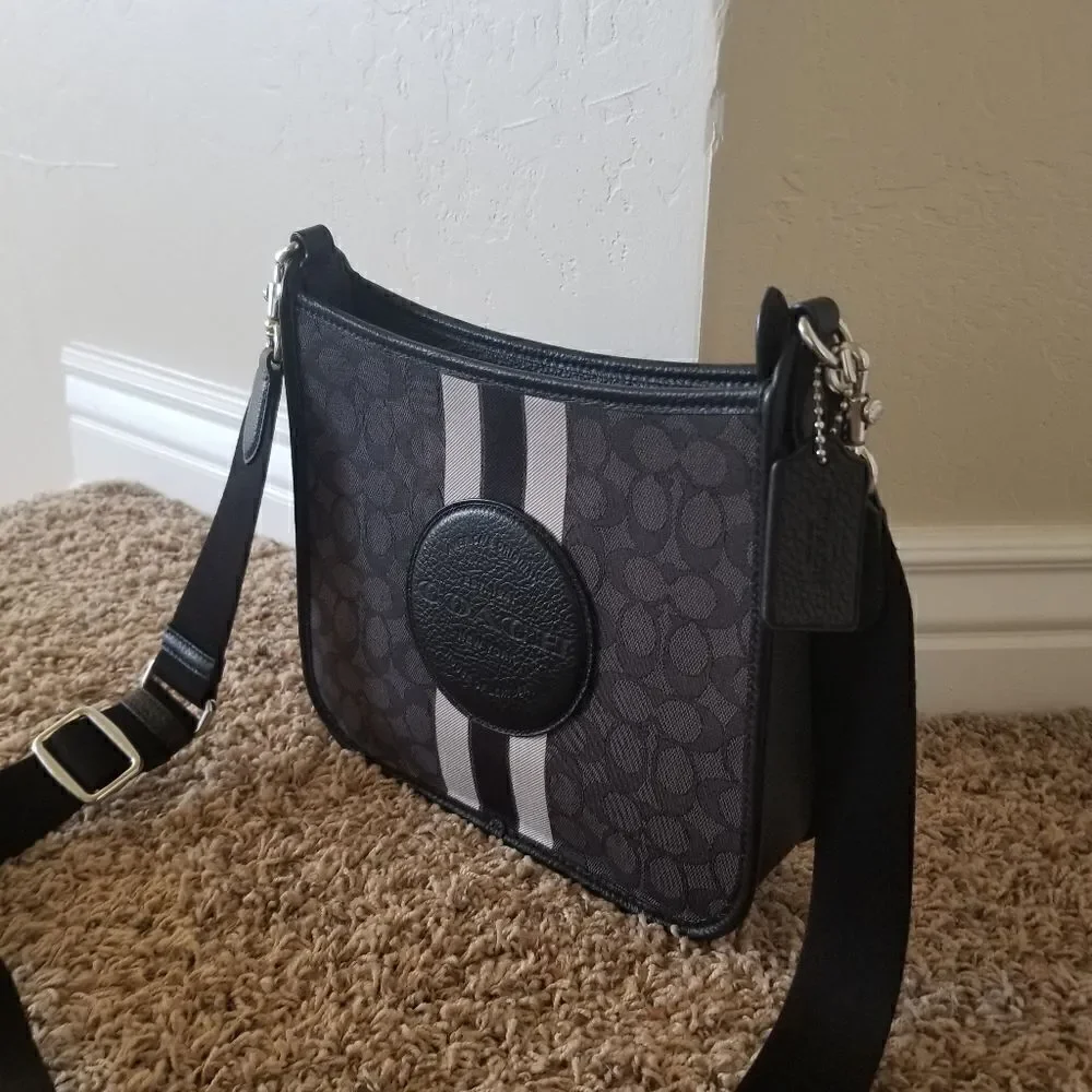 Coach dempsey crossbody