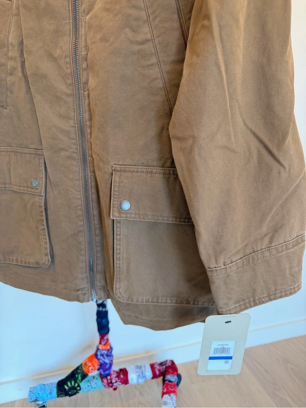 levi canvas