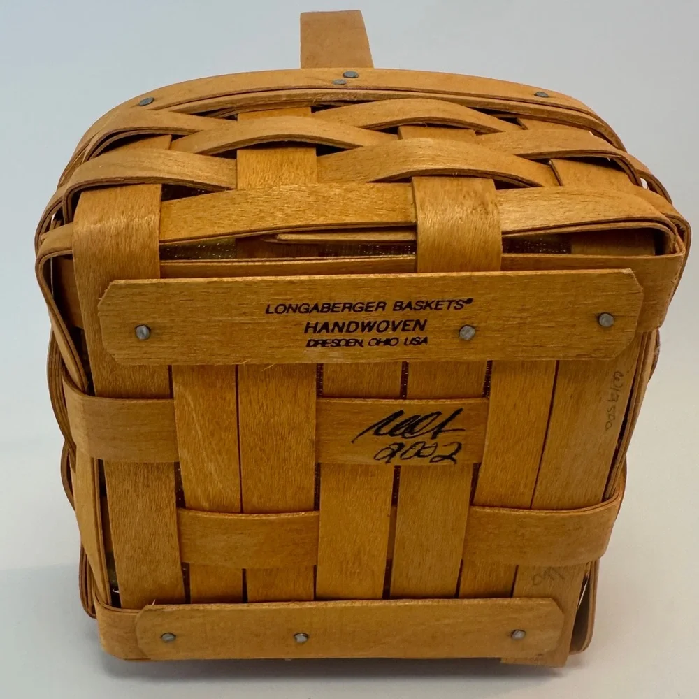 Longaberger very good