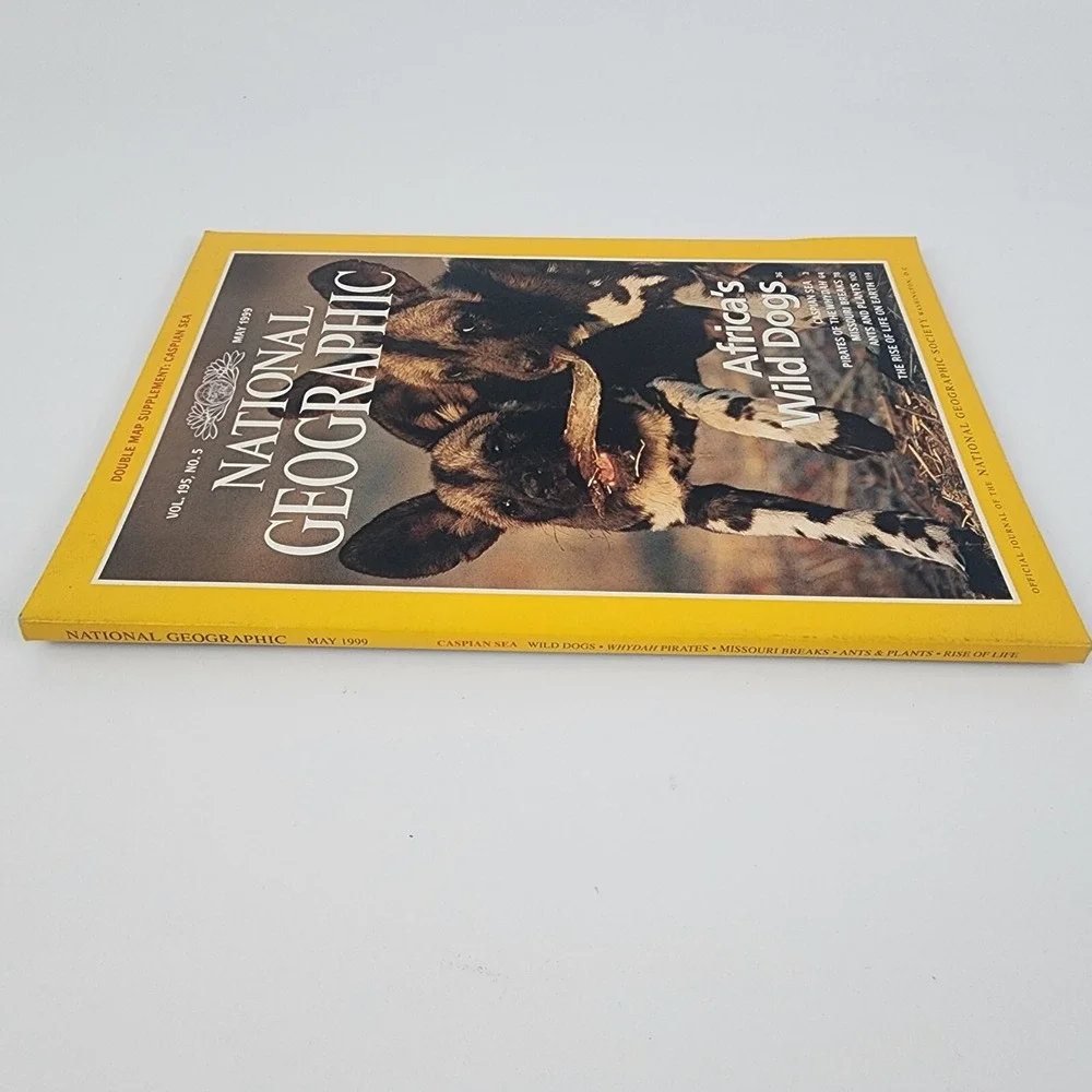 National Geographic‎ Magazine May 1999 No Insert
