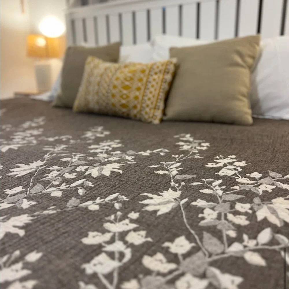 Earth Brown Taupe Floral Quilt Bedspread Dark Taupe Ecru Cream Loom Weave QUEEN