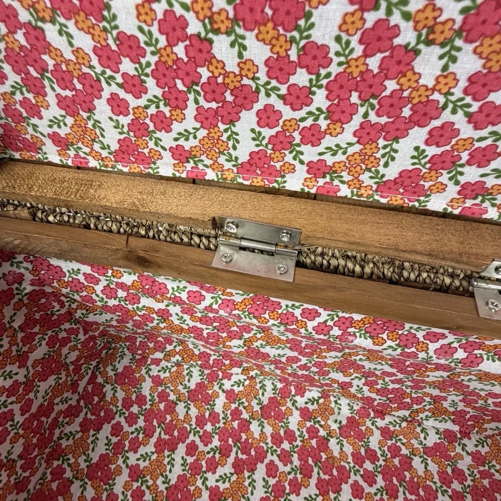 White Cross vintage preowned