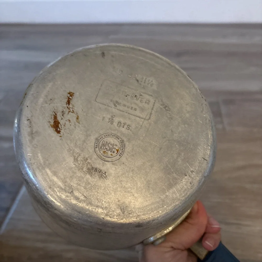 Vintage wear-ever sauce pan aluminum plus inner clad