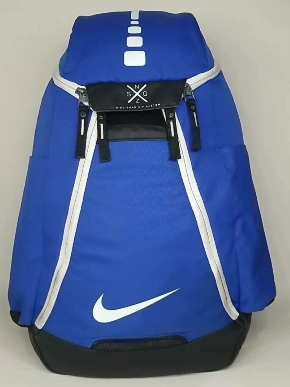 Nike Hoops Elite Max Air 2.0 Quad Zip Backpack 21