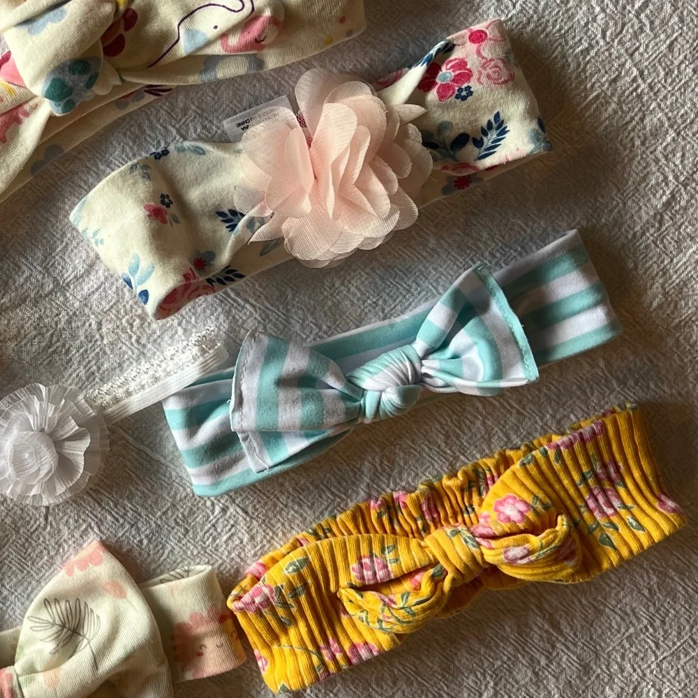 Chick Pea NWOT- 0-24 Months GIRLS BOWS