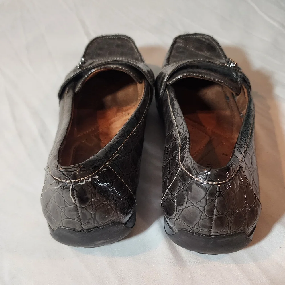 Naturalizer loafer cedar