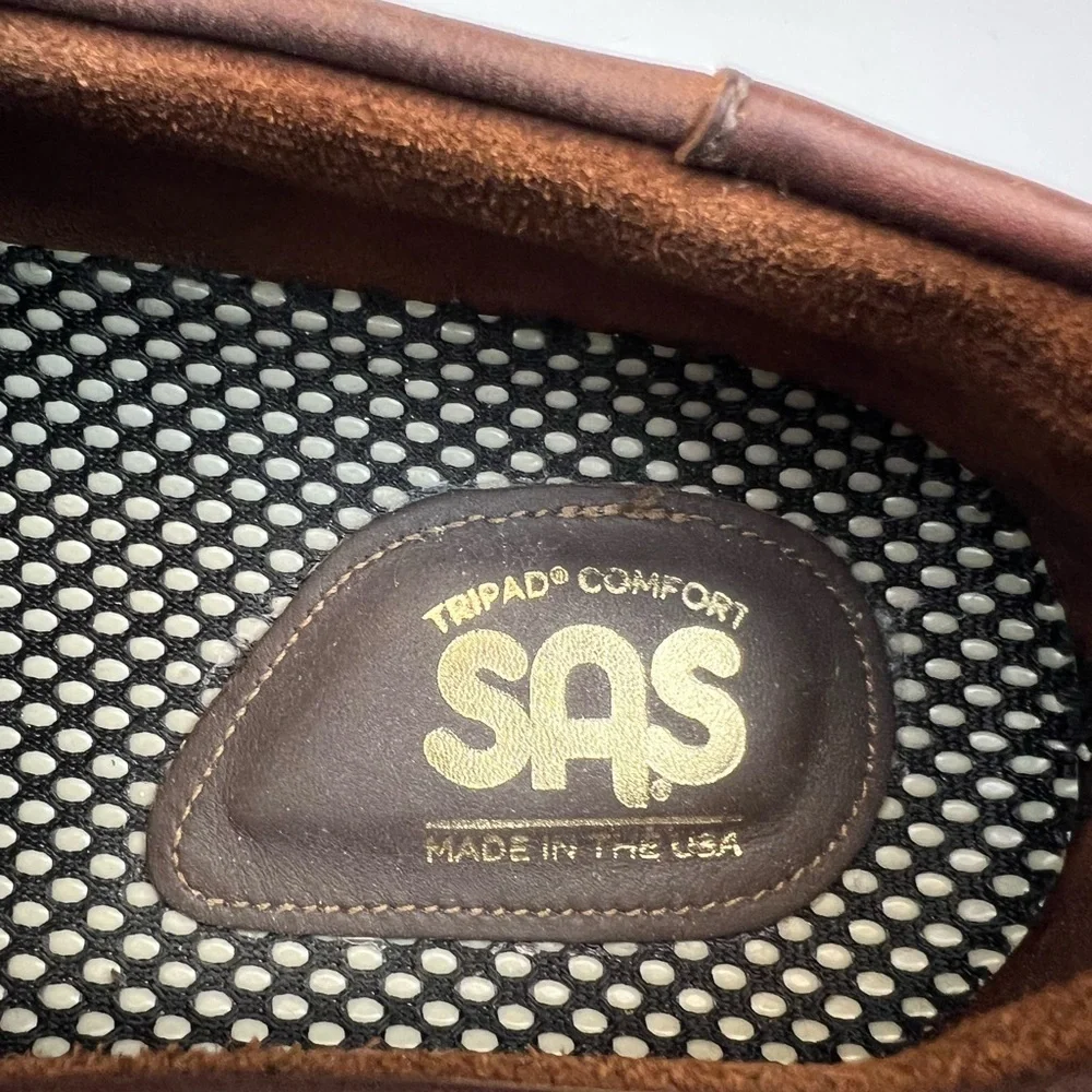 SAS Brown Boat Shoes with Leather Finish
